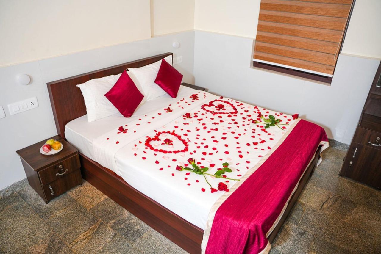 Clay Resort By Bestinn Leisure - Wayanad Padinjarathara Dış mekan fotoğraf