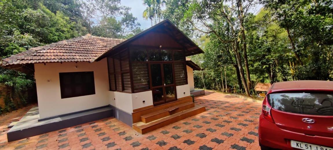 Clay Resort By Bestinn Leisure - Wayanad Padinjarathara Dış mekan fotoğraf