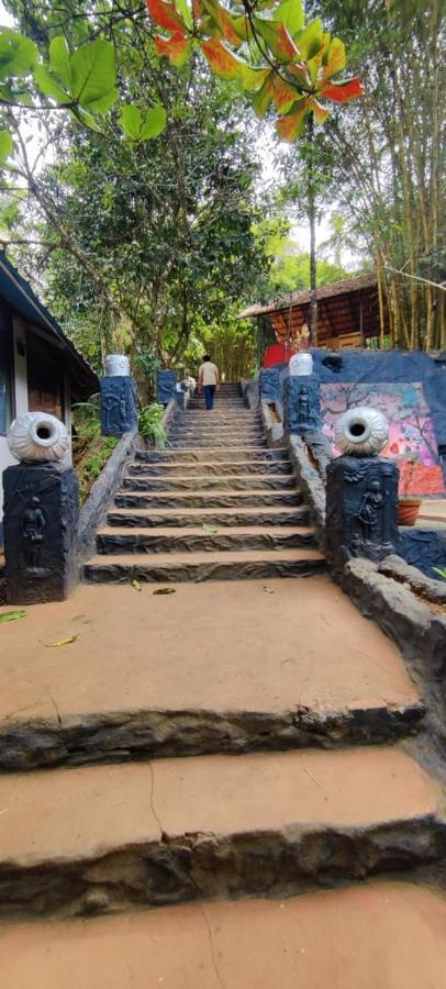 Clay Resort By Bestinn Leisure - Wayanad Padinjarathara Dış mekan fotoğraf