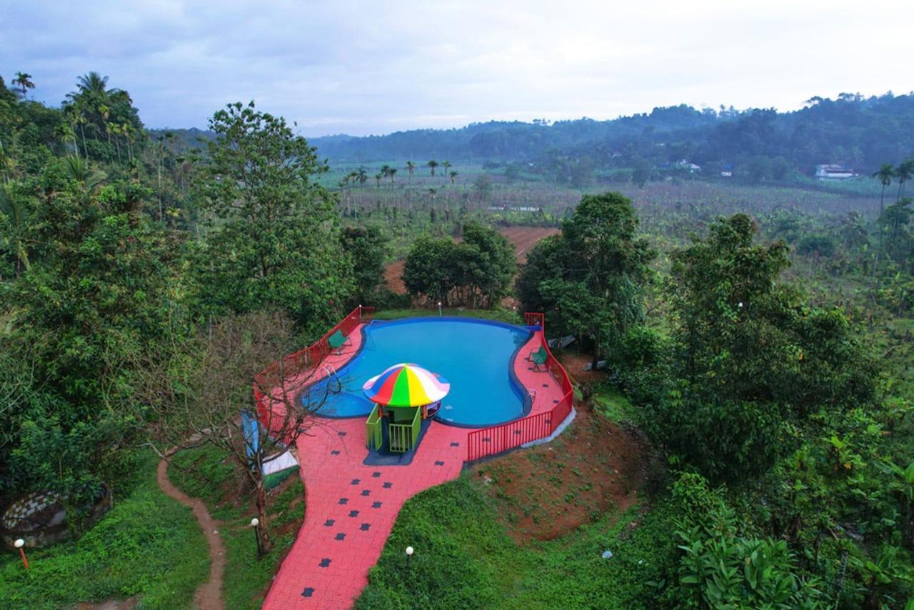 Clay Resort By Bestinn Leisure - Wayanad Padinjarathara Dış mekan fotoğraf
