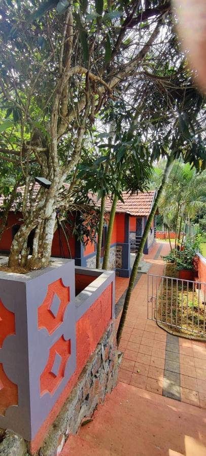 Clay Resort By Bestinn Leisure - Wayanad Padinjarathara Dış mekan fotoğraf